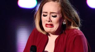 Adele llora en concierto tras el atentado homófobo de Orlando