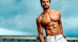 Rohit Khandelwal desnudo, Míster Mundo 2016