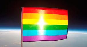 Llega la primera bandera LGBT al espacio