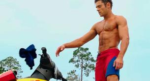 El cuerpo de Zac Efron desnudo en el tráiler de la nueva 'Los vigilantes de la playa'