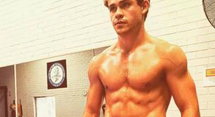 Dacre Montgomery desnudo, el nuevo Power ranger rojo