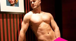 Austin Armacost desnudo y tocándose en su selfie más porno