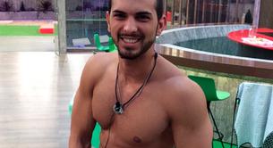 Suso desnudo: el concursante de GH16 se lo quita todo en Ibiza