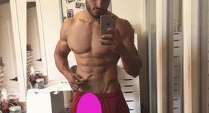 Sam Asghari desnudo enseña su pene en una foto por error