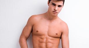 El modelo Brandon Cole Bailey desnudo masturbándose