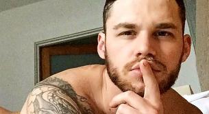 Nuevas fotos de Matthew Camp desnudo y masturbándose