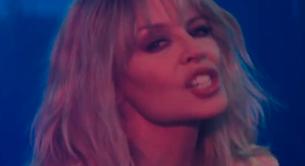 Primer vídeo para 'Stop Me From Falling' de Kylie Minogue