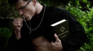 Unas fotos de sexo gay en una Iglesia desatan la locura en Irlanda