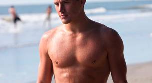 Channing Tatum desnudo integral en el libro 'Sombras'