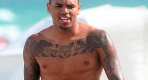 Chris Brown desnudo en sus fotos más polémicas