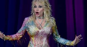 Dolly Parton se inspiró en los fans gays y travestis para el éxito de Netflix en Dumplin