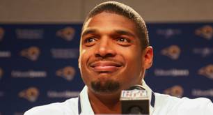 Michael Sam, primer jugador gay de la NFL, se queja de recibir un "trato injusto"