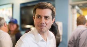 Pete Buttigieg se enfrenta a los homófobos que le interrumpen en un evento